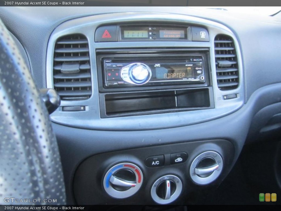 Black Interior Controls for the 2007 Hyundai Accent SE Coupe #46387423