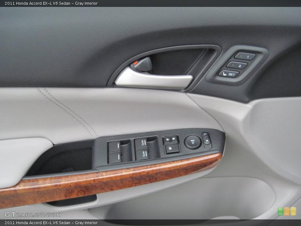 Gray Interior Controls for the 2011 Honda Accord EX-L V6 Sedan #46389553