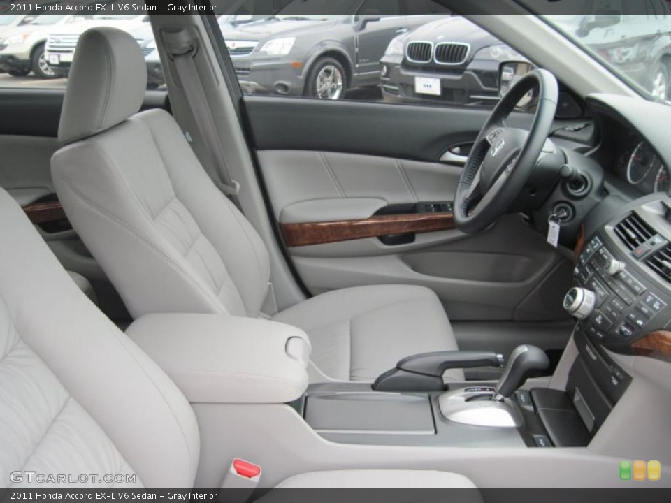 Gray Interior Photo for the 2011 Honda Accord EX-L V6 Sedan #46389592