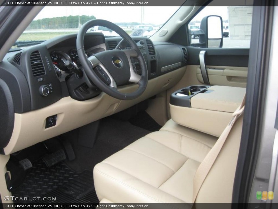 Light Cashmere/Ebony Interior Photo for the 2011 Chevrolet Silverado 2500HD LT Crew Cab 4x4 #46391927