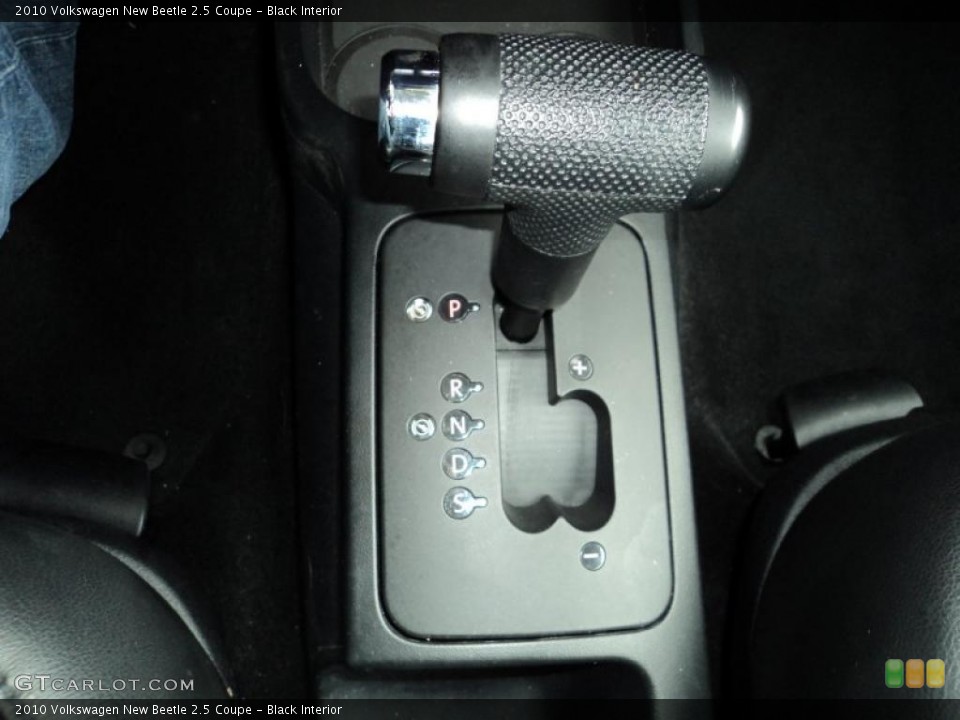 Black Interior Transmission for the 2010 Volkswagen New Beetle 2.5 Coupe #46391972