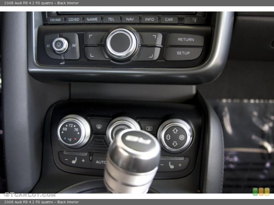 Black Interior Controls for the 2008 Audi R8 4.2 FSI quattro #46398894
