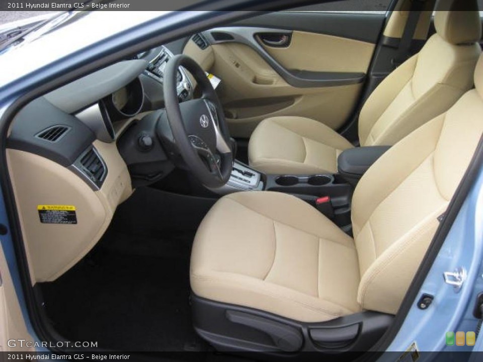 Beige Interior Photo for the 2011 Hyundai Elantra GLS #46401078