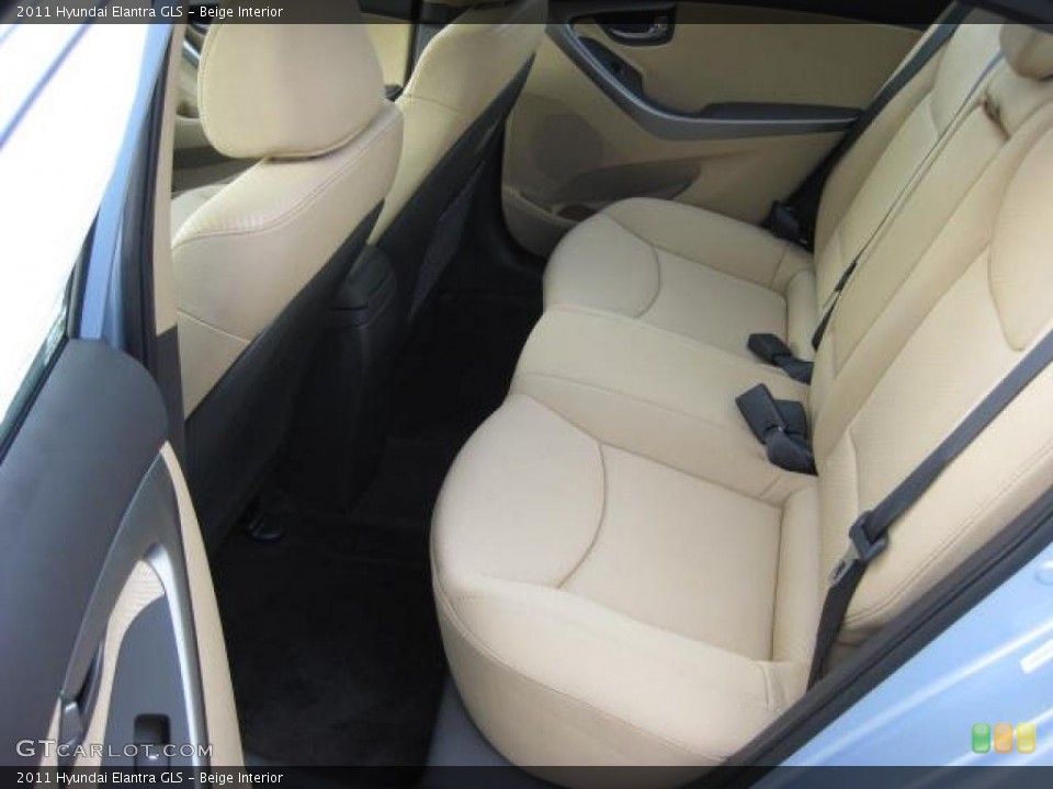 Beige Interior Photo for the 2011 Hyundai Elantra GLS #46401117
