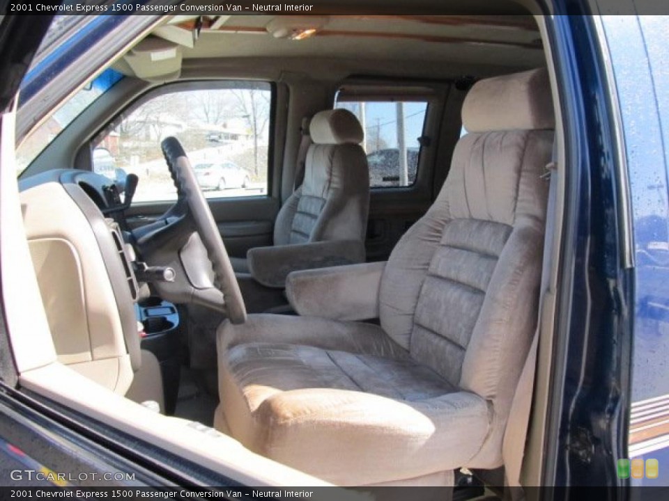 Neutral Interior Photo for the 2001 Chevrolet Express 1500 Passenger Conversion Van #46401741