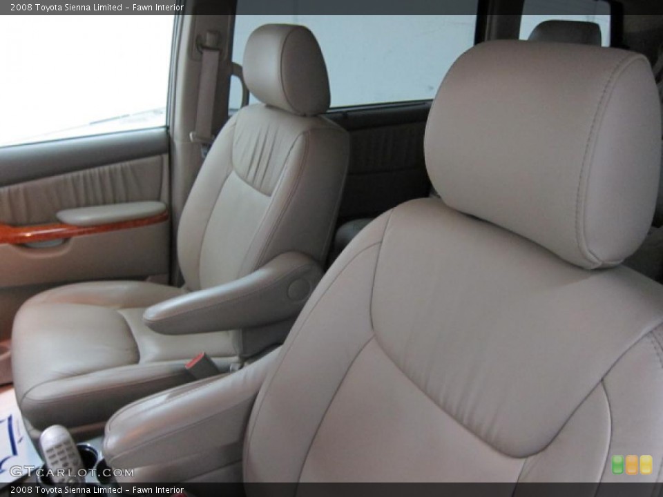 Fawn Interior Photo for the 2008 Toyota Sienna Limited #46402311