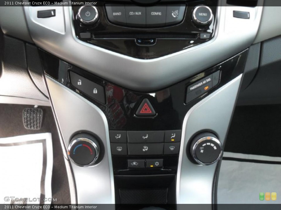 Medium Titanium Interior Controls for the 2011 Chevrolet Cruze ECO #46405944