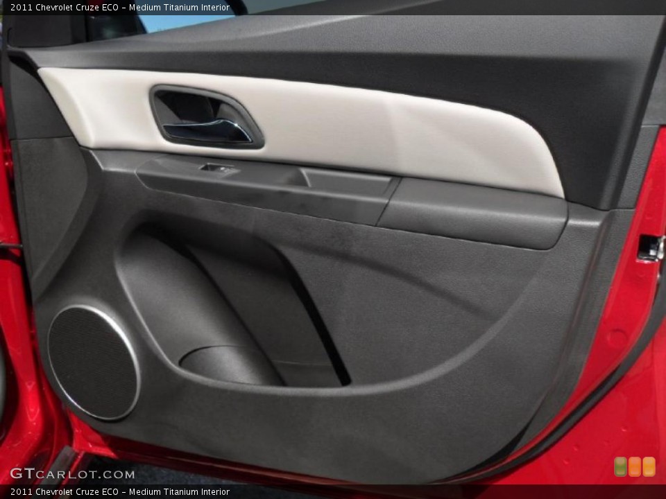 Medium Titanium Interior Door Panel for the 2011 Chevrolet Cruze ECO #46406100