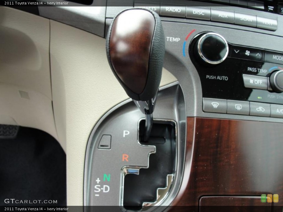 Ivory Interior Transmission for the 2011 Toyota Venza I4 #46410846