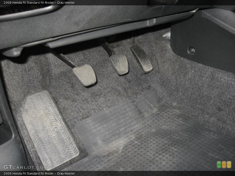 Gray Interior Controls for the 2009 Honda Fit  #46420308