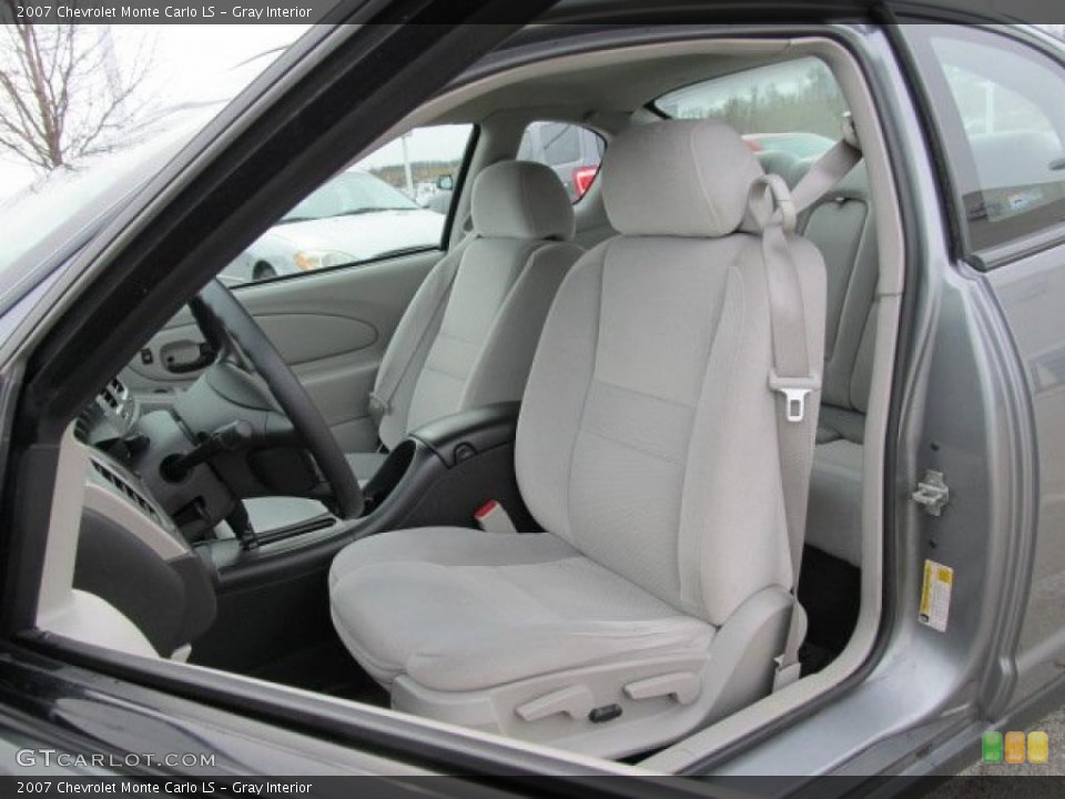 Gray Interior Photo for the 2007 Chevrolet Monte Carlo LS #46425960