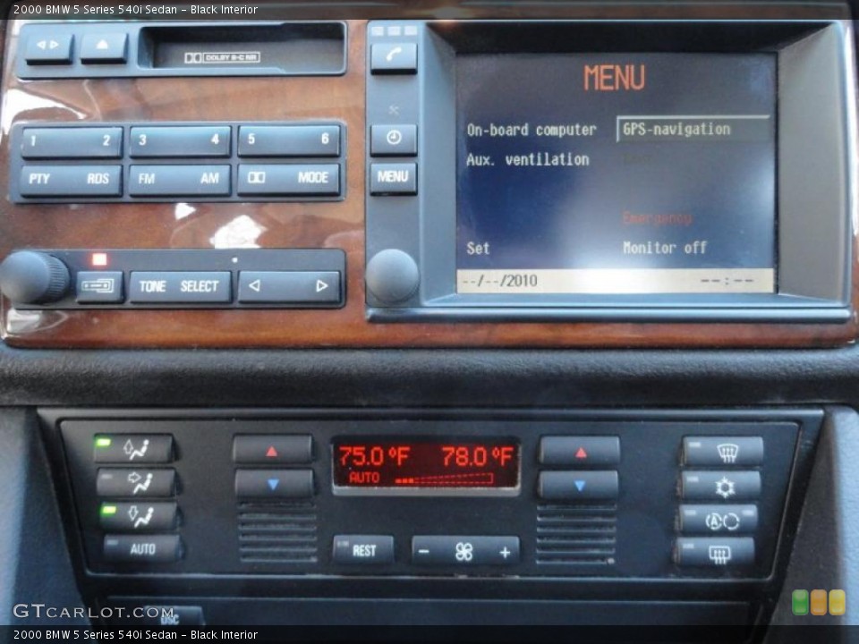 Black Interior Controls for the 2000 BMW 5 Series 540i Sedan #46432026