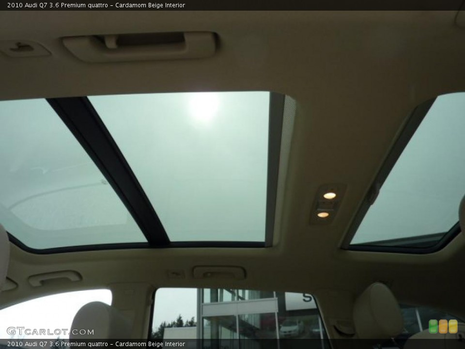Cardamom Beige Interior Sunroof for the 2010 Audi Q7 3.6 Premium quattro #46434564