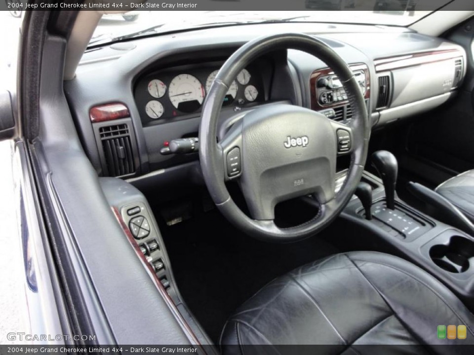 Dark Slate Gray Interior Photo for the 2004 Jeep Grand Cherokee Limited 4x4 #46435608