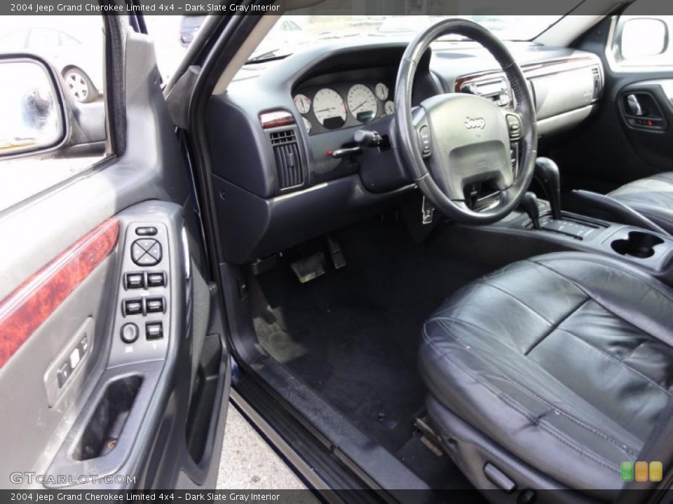 Dark Slate Gray Interior Photo for the 2004 Jeep Grand Cherokee Limited 4x4 #46435623