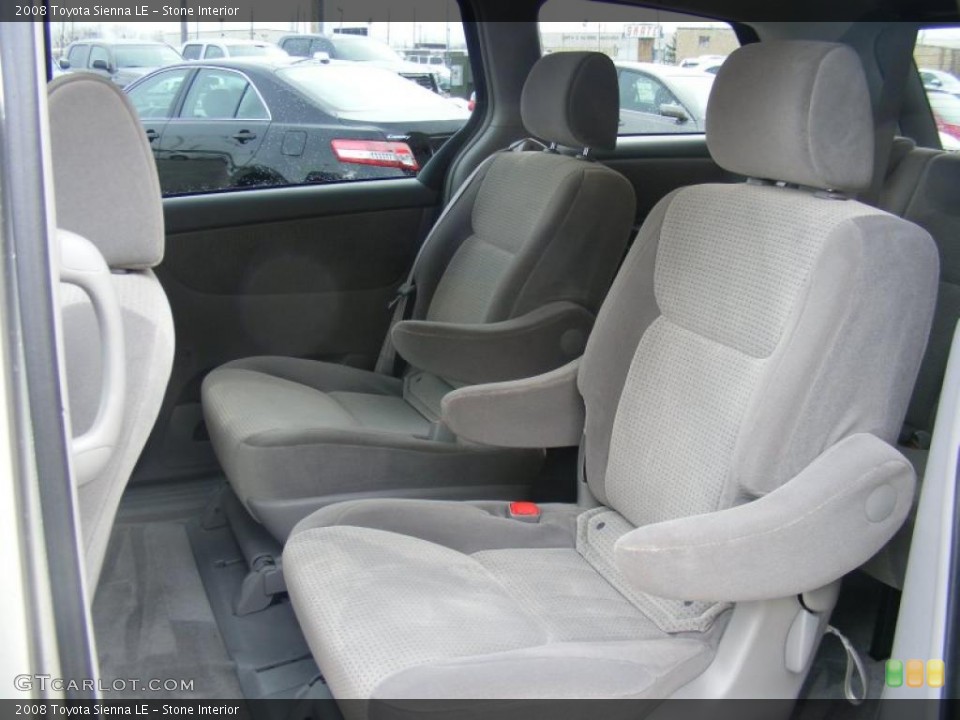 Stone Interior Photo for the 2008 Toyota Sienna LE #46438542