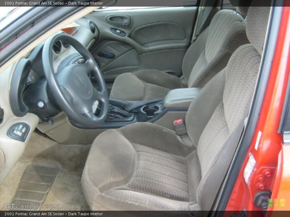 Dark Taupe Interior Photo for the 2001 Pontiac Grand Am SE Sedan #46441296