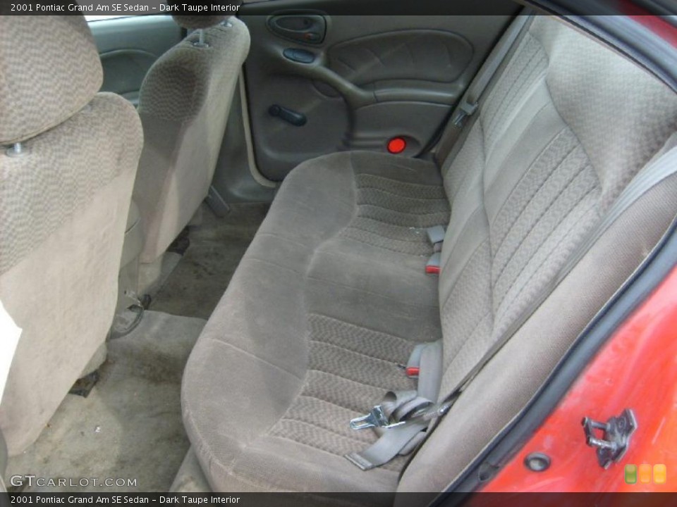 Dark Taupe Interior Photo for the 2001 Pontiac Grand Am SE Sedan #46441338