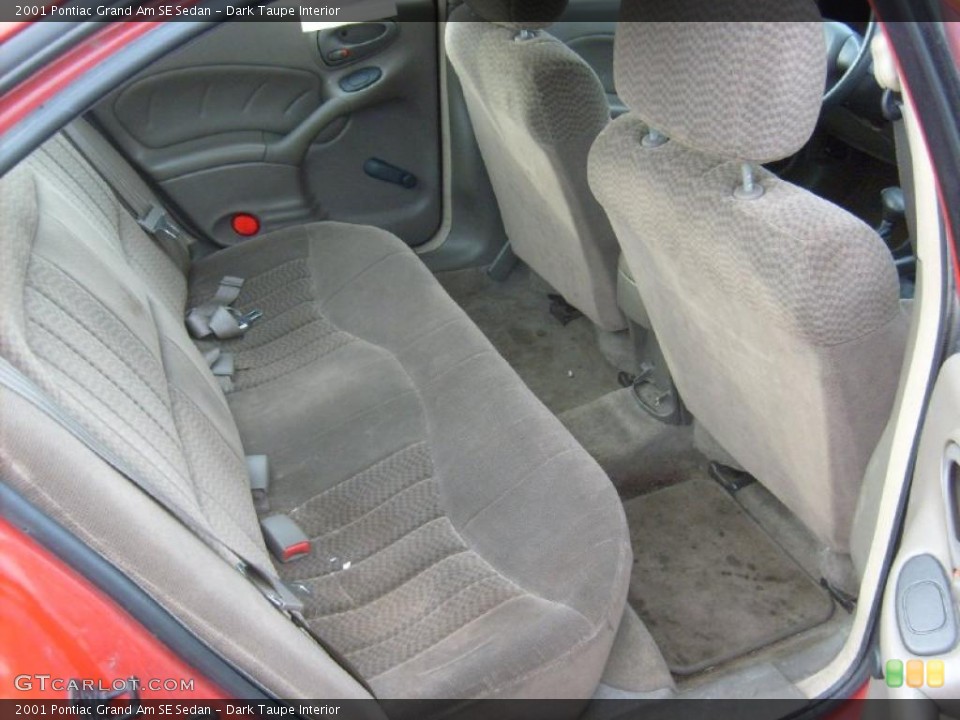 Dark Taupe Interior Photo for the 2001 Pontiac Grand Am SE Sedan #46441398