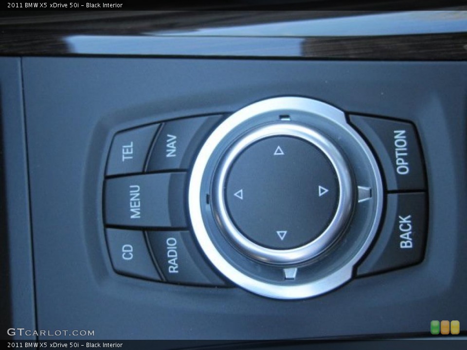 Black Interior Controls for the 2011 BMW X5 xDrive 50i #46444545