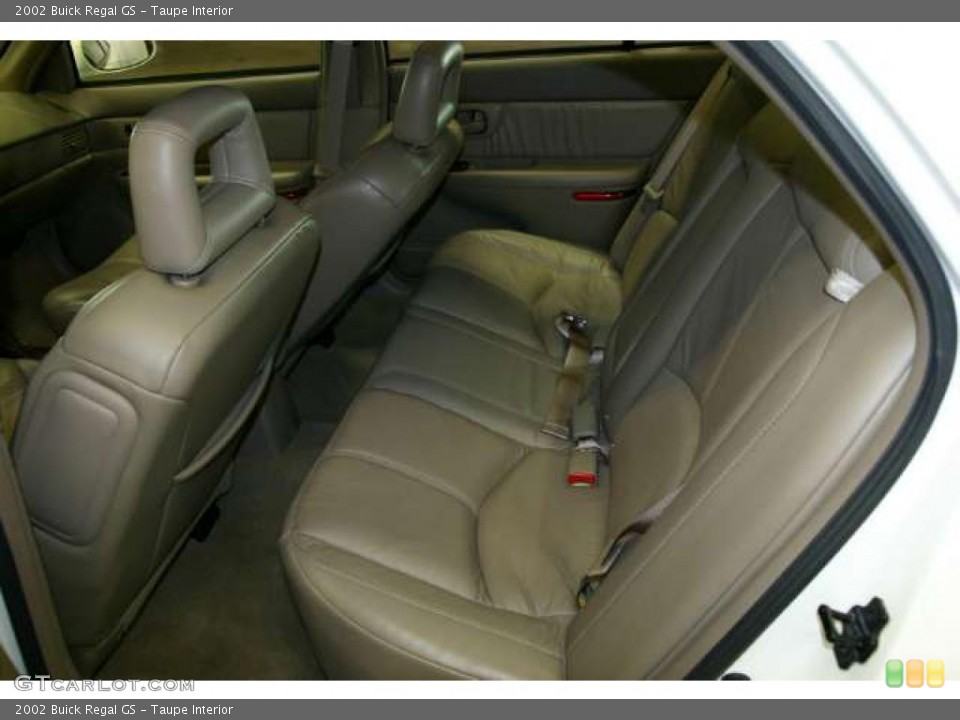 Taupe Interior Photo for the 2002 Buick Regal GS #46446183