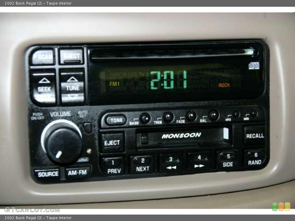 Taupe Interior Controls for the 2002 Buick Regal GS #46446297
