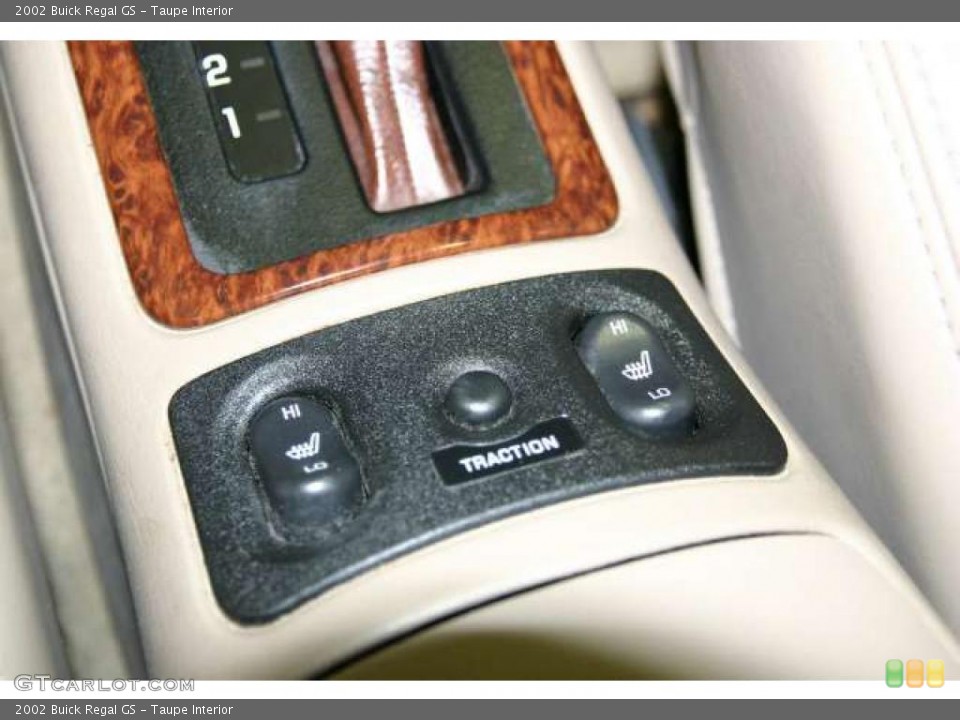Taupe Interior Controls for the 2002 Buick Regal GS #46446333