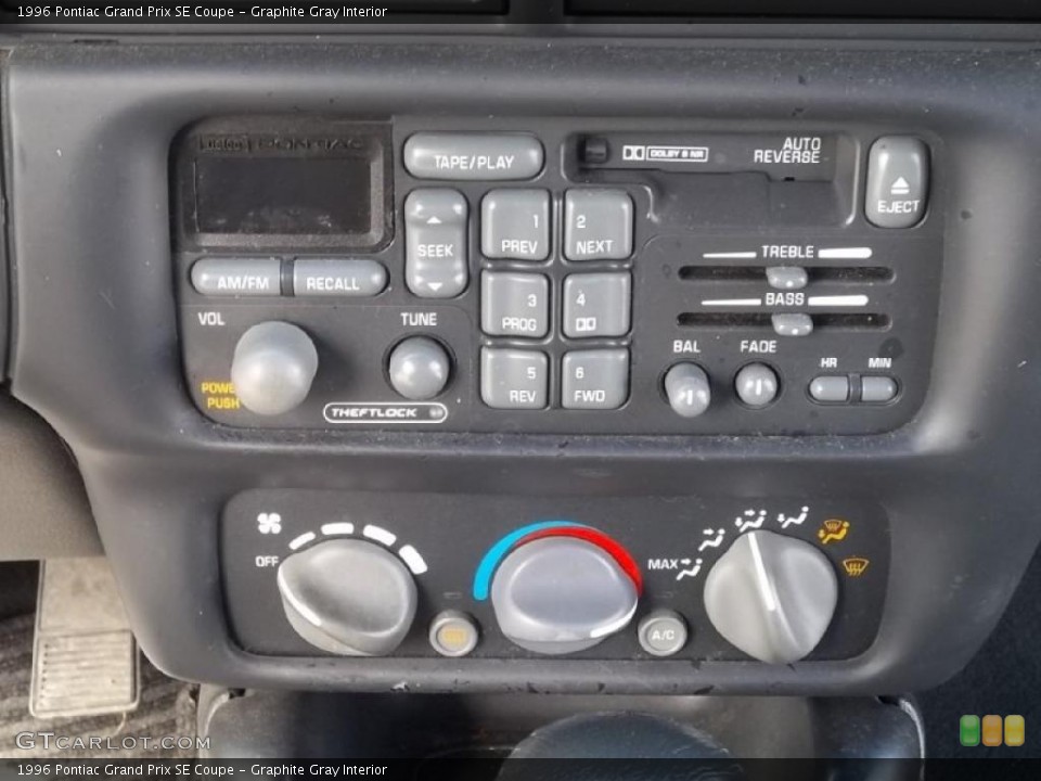 Graphite Gray Interior Controls for the 1996 Pontiac Grand Prix SE Coupe #46447515