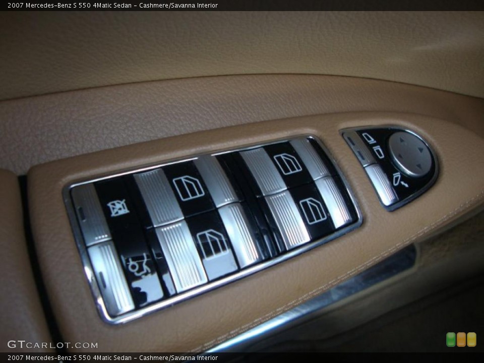 Cashmere/Savanna Interior Controls for the 2007 Mercedes-Benz S 550 4Matic Sedan #46450887