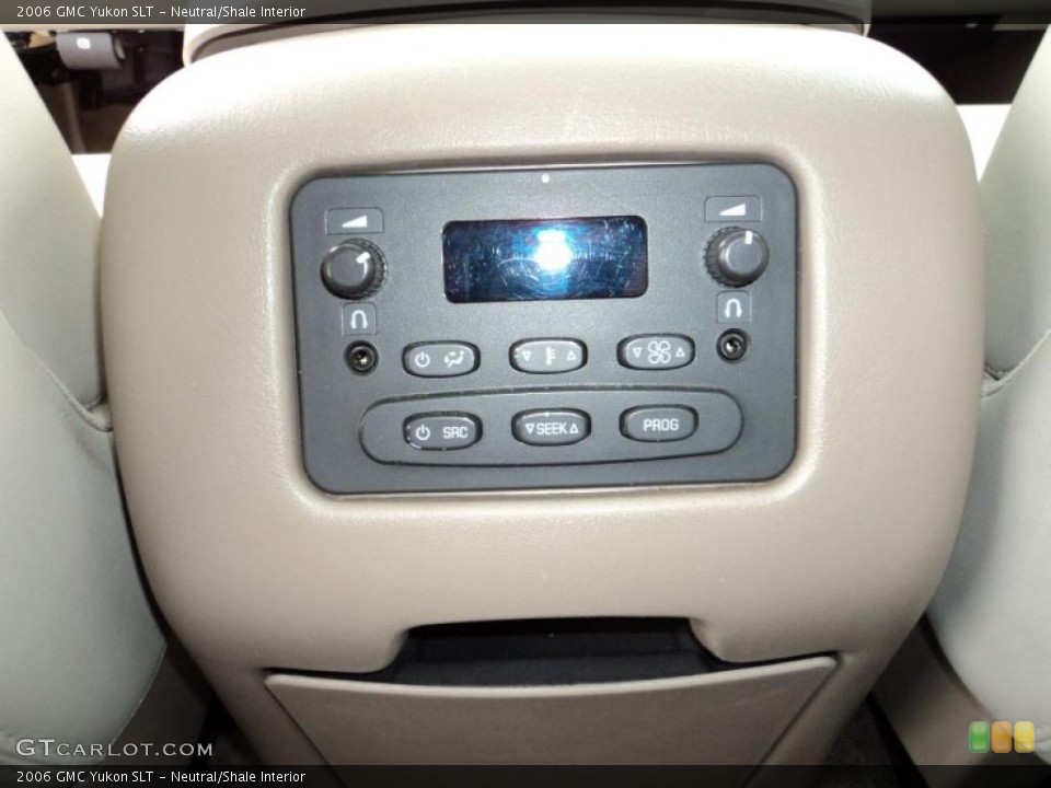 Neutral/Shale Interior Controls for the 2006 GMC Yukon SLT #46451622