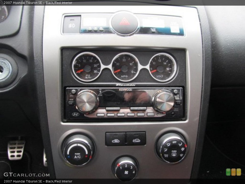 Black/Red Interior Controls for the 2007 Hyundai Tiburon SE #46456533