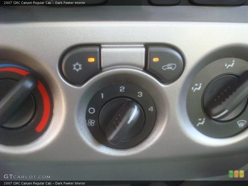 Dark Pewter Interior Controls for the 2007 GMC Canyon Regular Cab #46457241