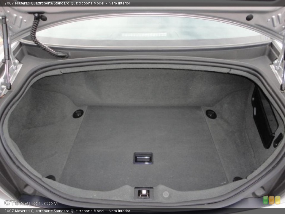 Nero Interior Trunk for the 2007 Maserati Quattroporte  #46458780