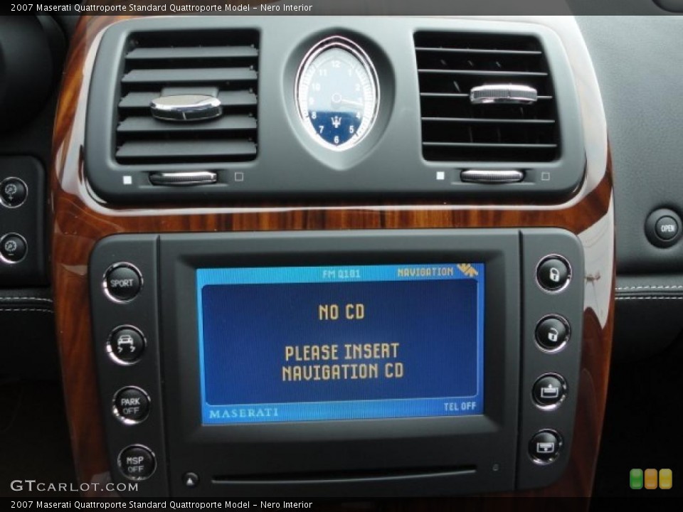 Nero Interior Controls for the 2007 Maserati Quattroporte  #46458975