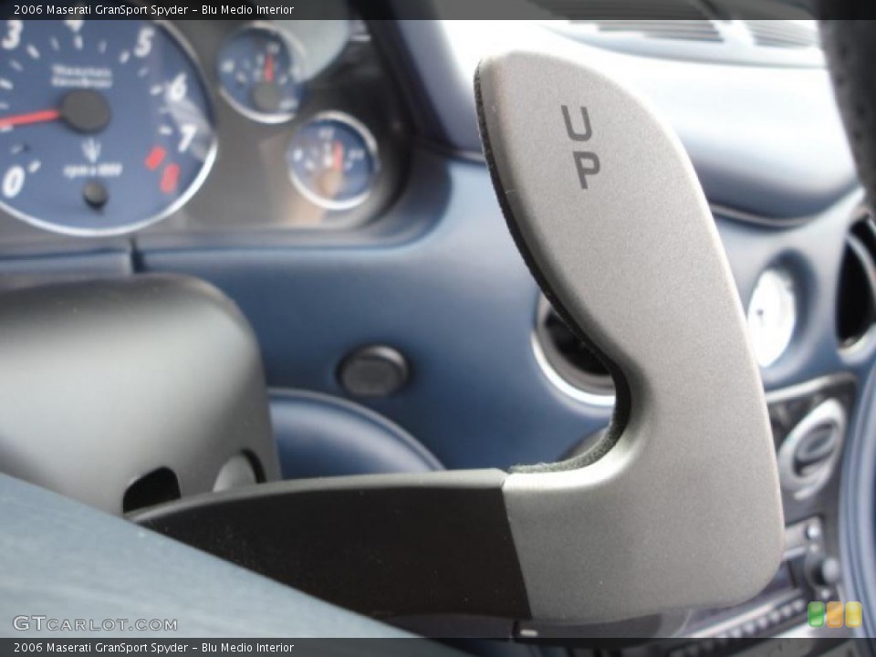 Blu Medio Interior Transmission for the 2006 Maserati GranSport Spyder #46459593