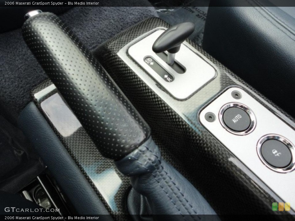 Blu Medio Interior Transmission for the 2006 Maserati GranSport Spyder #46459659