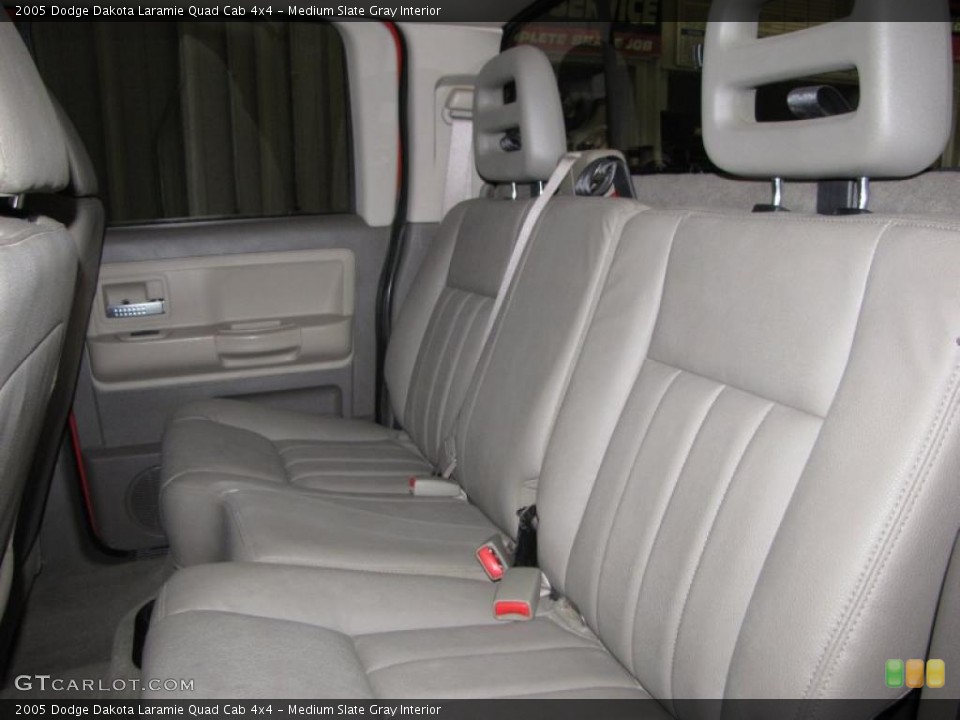 Medium Slate Gray Interior Photo for the 2005 Dodge Dakota Laramie Quad Cab 4x4 #46460934