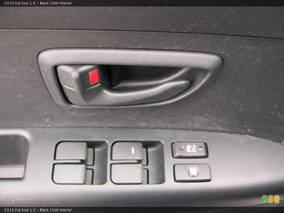 Black Cloth Interior Controls for the 2010 Kia Soul 1.6 #46467408