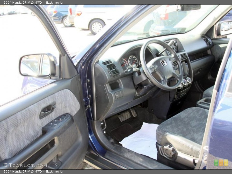 Black Interior Photo for the 2004 Honda CR-V LX 4WD #46468158