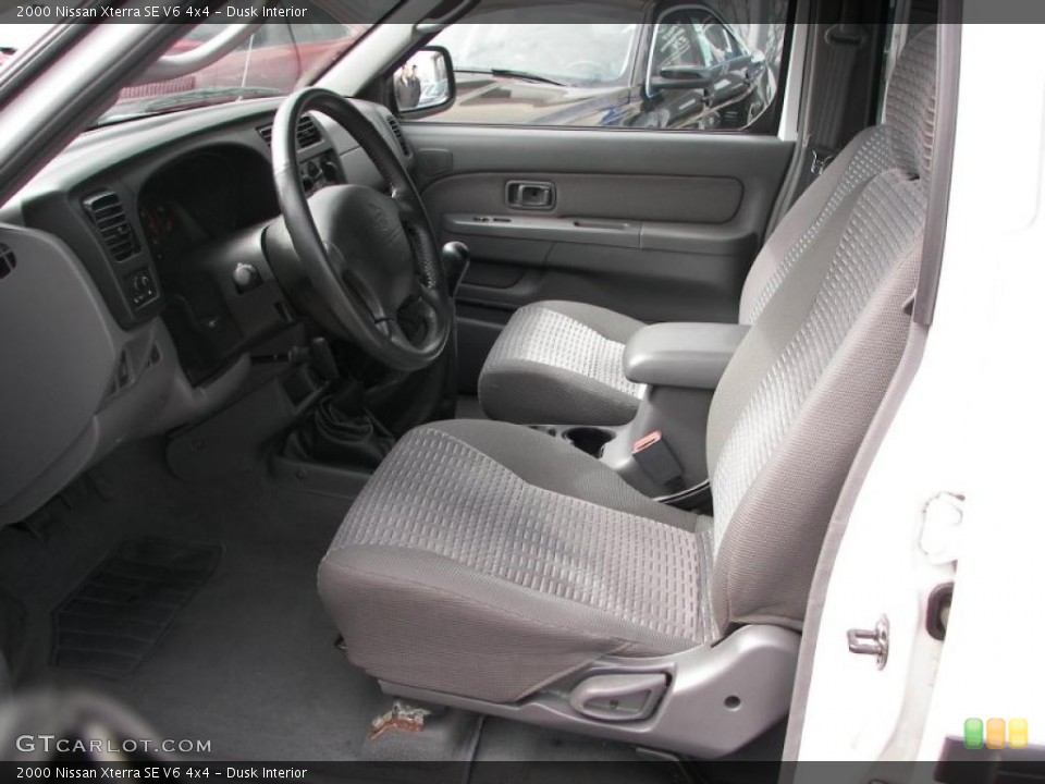 Dusk Interior Photo for the 2000 Nissan Xterra SE V6 4x4 #46468287