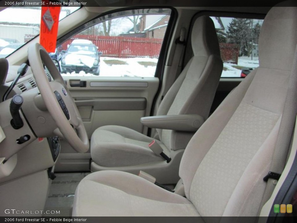 Pebble Beige Interior Photo for the 2006 Ford Freestar SE #46471059
