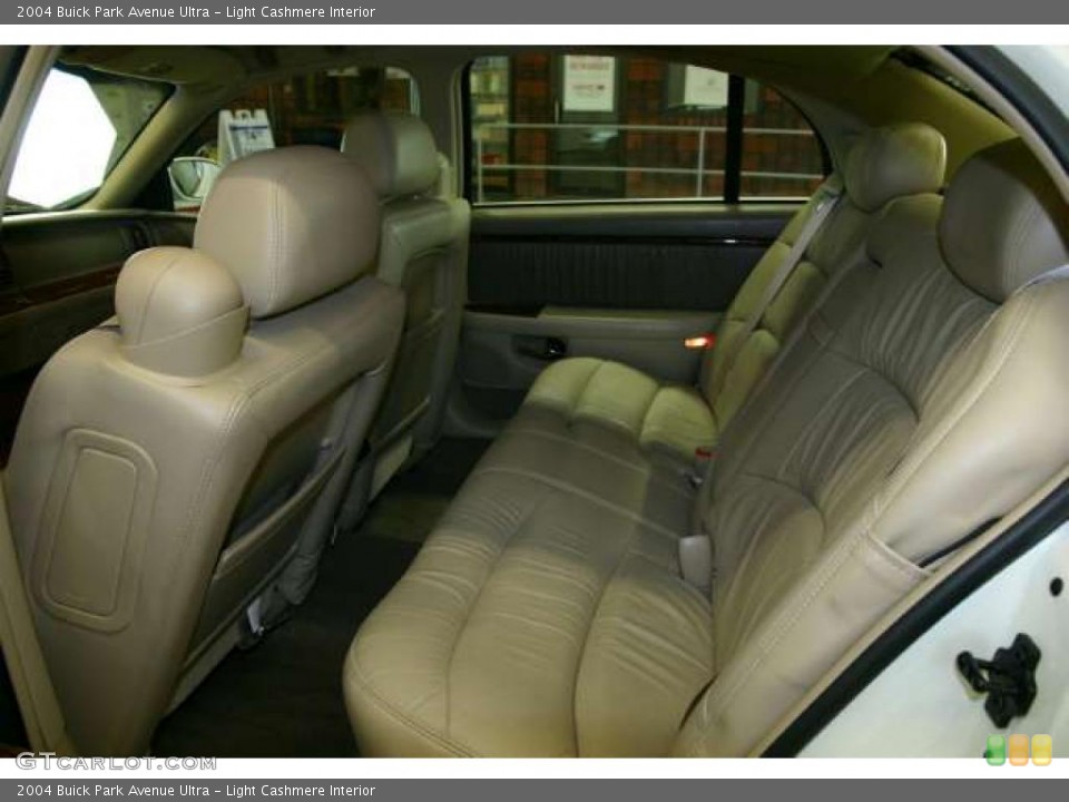 Light Cashmere Interior Photo for the 2004 Buick Park Avenue Ultra #46472289