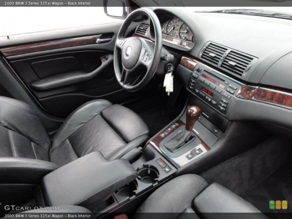Black Interior Photo for the 2003 BMW 3 Series 325xi Wagon #46473576
