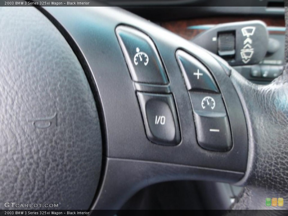 Black Interior Controls for the 2003 BMW 3 Series 325xi Wagon #46473981