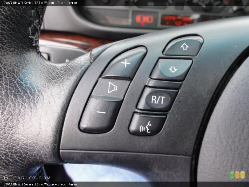 Black Interior Controls for the 2003 BMW 3 Series 325xi Wagon #46473999