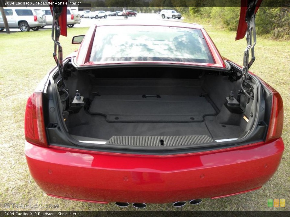 Shale Interior Trunk for the 2004 Cadillac XLR Roadster #46475790