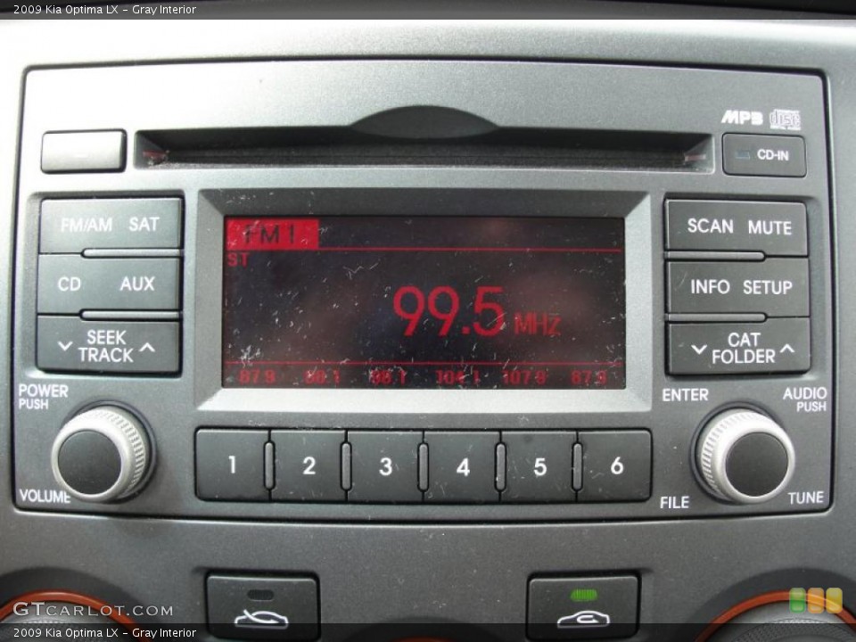 Gray Interior Controls for the 2009 Kia Optima LX #46477653
