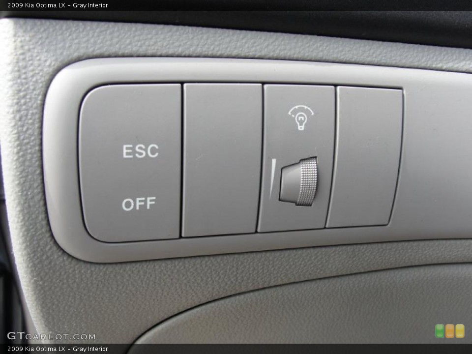 Gray Interior Controls for the 2009 Kia Optima LX #46477737