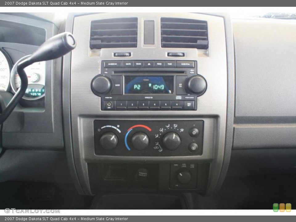 Medium Slate Gray Interior Controls for the 2007 Dodge Dakota SLT Quad Cab 4x4 #46478043