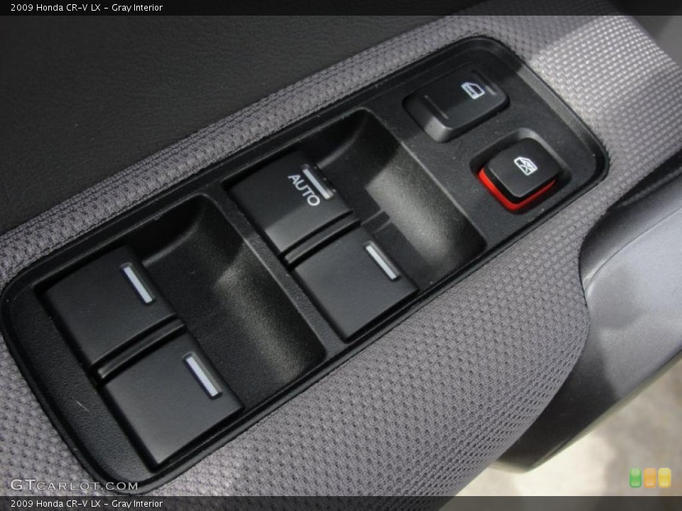 Gray Interior Controls for the 2009 Honda CR-V LX #46478304